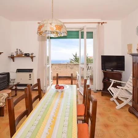 Διαμέρισμα Amazing Apartment In Costarainera With Wifi And 1 Bedrooms *